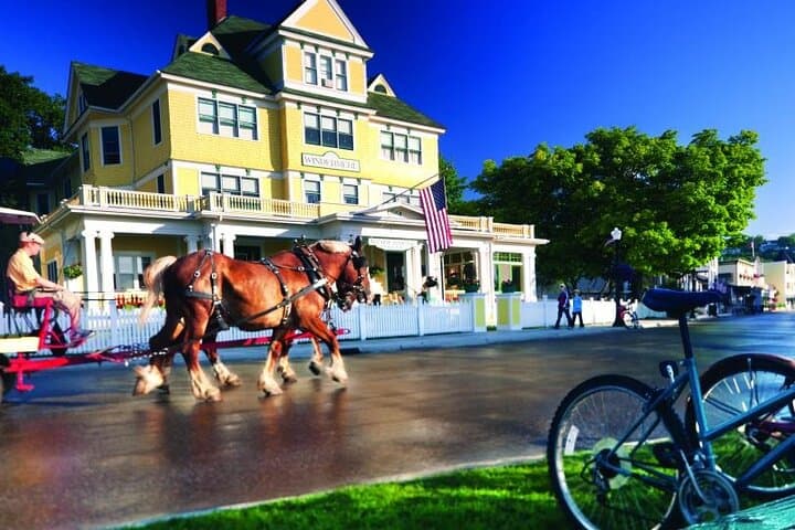 Scenic Mackinac Island Cycling Tour: Self-Guided Audio Loop Around the Island photo 5