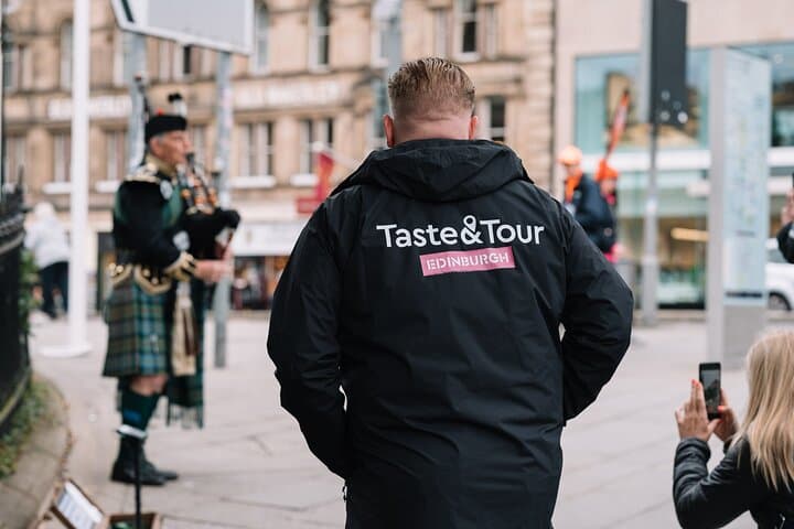Taste & Tour Edinburgh — Old Town Food Walking Tour with Drinks photo 2