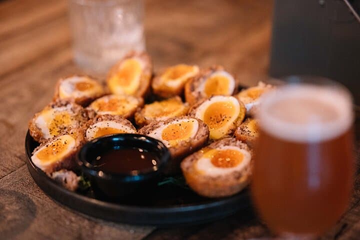 Taste & Tour Edinburgh — Old Town Food Walking Tour with Drinks photo 3
