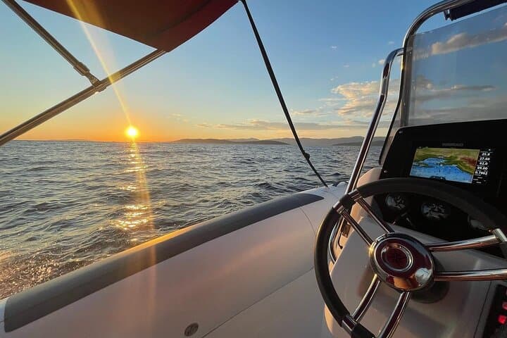 Sunset Speedboat to the Blue Lagoon: Private Evening Cruise from Trogir photo 4