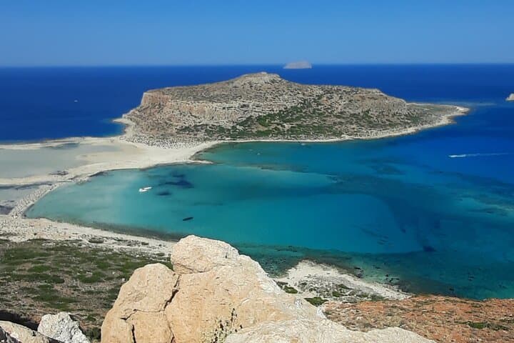 Balos Lagoon Private Jeep Tour with Lunch: Jeep, Hike and Lagoon Swim from Chania photo 5