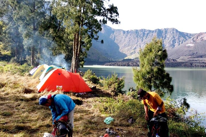 Rinjani Hike: 3-Day Summit, Crater Lake & Hot Springs Trek photo 4
