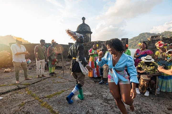 Portobelo & Agua Clara Locks Combo Tour — Panama City Day Trip to UNESCO Portobelo and Agua Clara Observation Center
