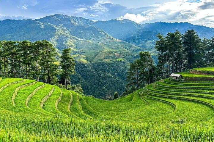 Northeast Hidden Indochina: 5-Day Ha Giang, Ba Be & Ban Gioc Private Tour photo 3