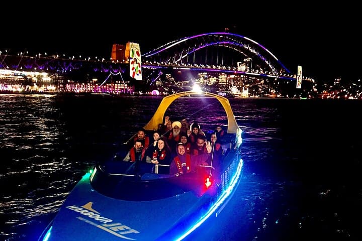 Vivid Sydney Scenic Jet Boat Cruise: 45-Minute Harbour Light Experience