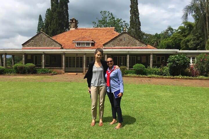 Nairobi Day Tour: Giraffe Centre, Karen Blixen Museum & Beads Workshop photo 2