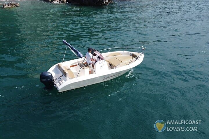 Private 40hp Amalfi Coast Boat Tour: Salerno to Positano photo 4