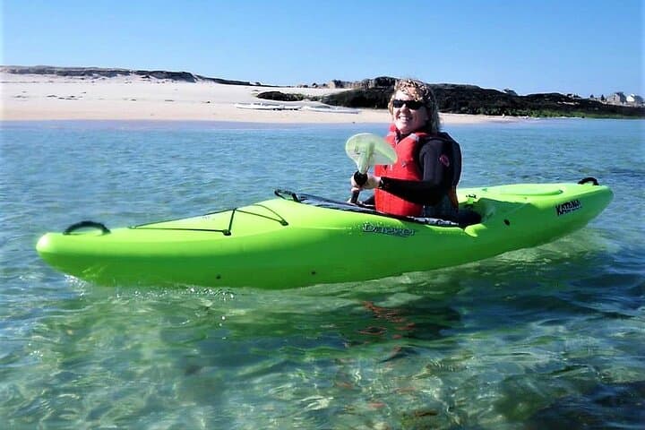 Sea Kayaking Roundstone Bay: Guided Paddle to Inishlacken and Gurteen Strand