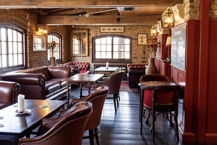 Historic Wapping Pub Crawl: Rivers, Rakes and Riverside Ales photo 4