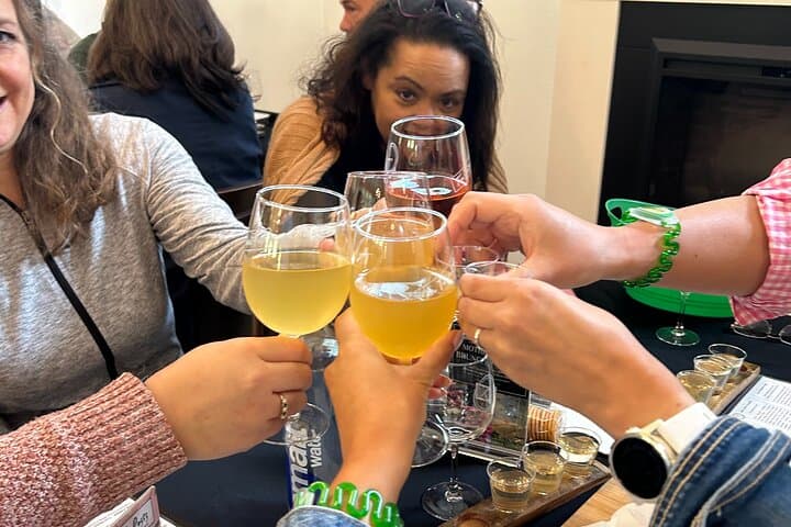 Loudoun County Winery Bus Tour: 3-Winery Day Trip from Washington D.C. photo 3
