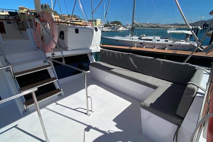 Private Playa Flamingo Boat Tour — Snorkel, Lunch & Open Bar photo 5