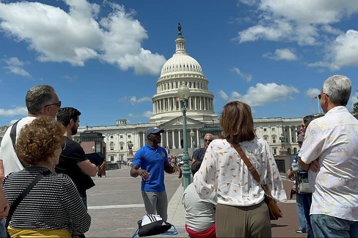 Capitol Hill Walking Tour: U.S. Capitol, Rotunda & Library of Congress photo 3