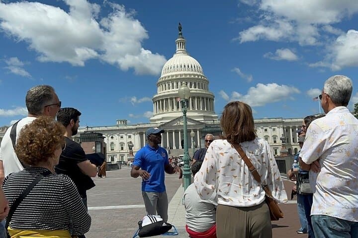 Capitol Hill Guided Tour: U.S. Capitol & Library of Congress Rotunda and Crypts photo 3