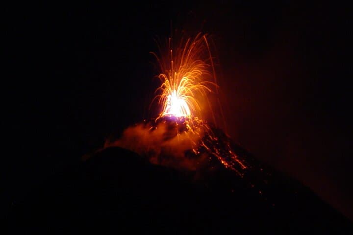 10-Day Four-Volcano Hike Challenge in Guatemala: Pacaya to Tajumulco photo 3