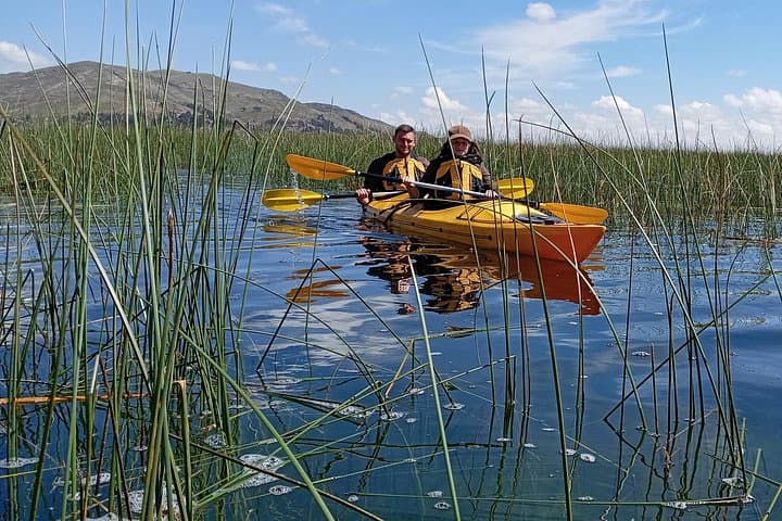 Kayak the Uros Floating Islands and Taquile: Day Trip on Lake Titicaca photo 4