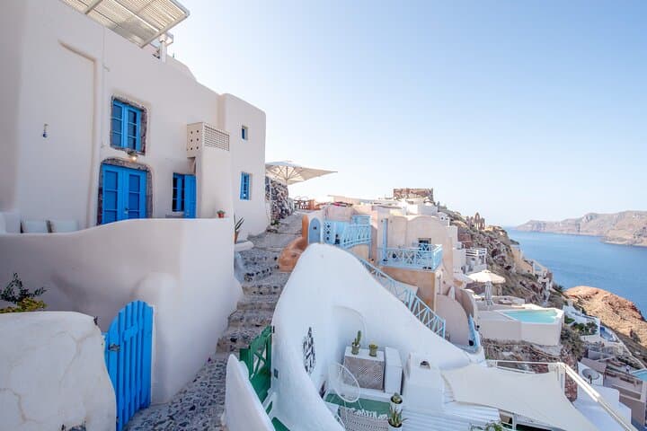 Private Santorini Island Tour — Caldera Views, Black Sand Beaches & Wine Tasting