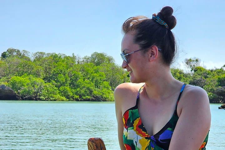 Safari Blue Full-Day Private Dhow Trip with Sandbank, Snorkel & Kwale Lunch photo 4