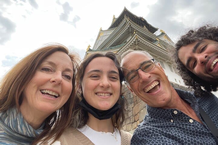 Private Osaka Walking Tour with Hotel Pickup — Osaka Castle, Dotonbori & Shinsekai photo 3
