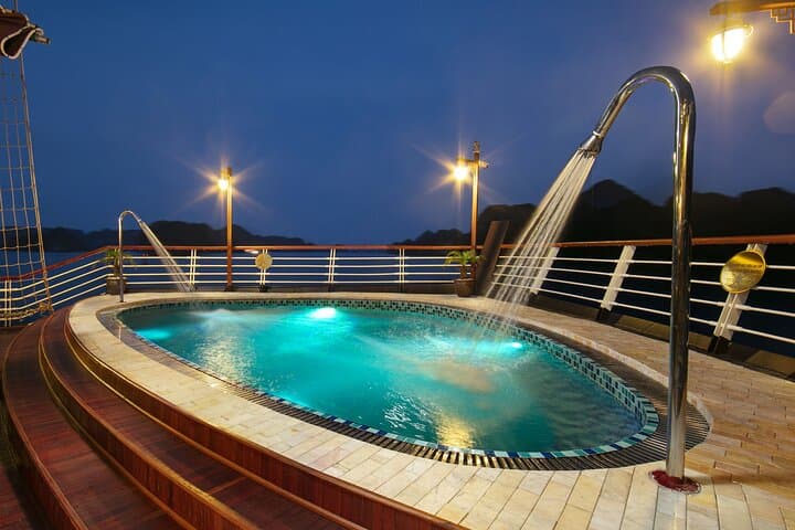 Amanda Luxury Cruise: 2-Day Halong & Lan Ha Bay Overnight Experience photo 3