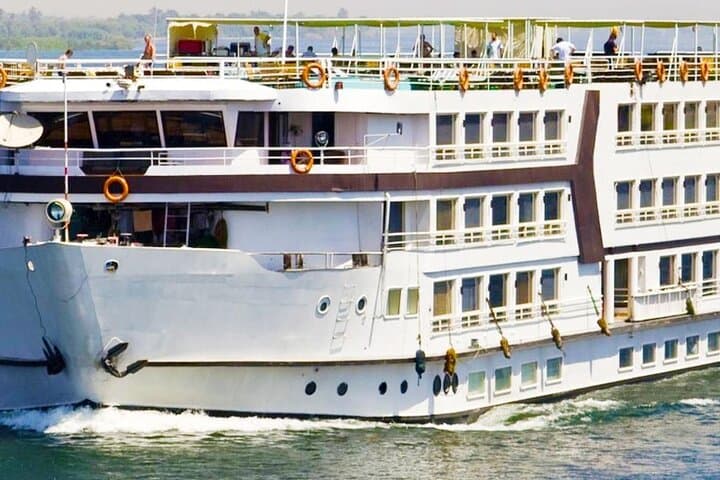 Nile Cruise from Aswan to Luxor — 4-Day Temple & Tomb Cruise photo 6