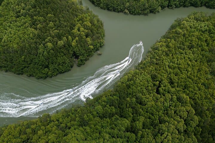 Langkawi Jet Ski Gold Tour: Mangroves, Eagles & Beras Basah Island photo 4