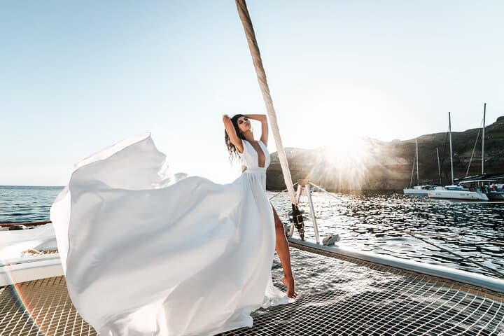 Santorini Half-Day Premium Catamaran Cruise to Oia, Red Beach & Volcano