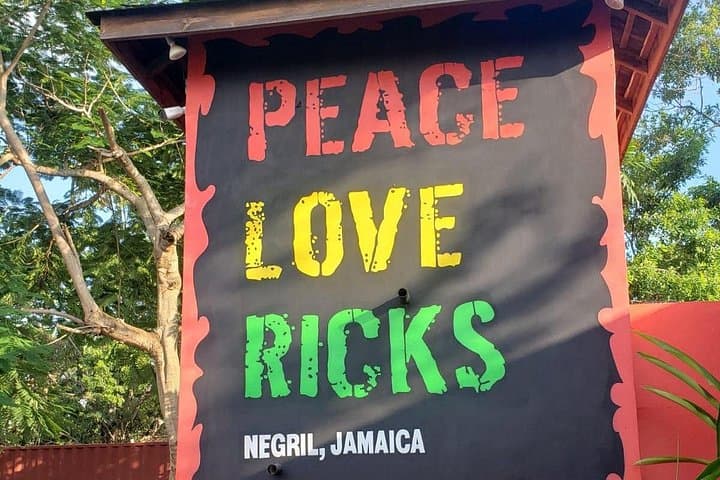 Experience the Exhilaration of Negril’s 7 Mile Beach and Rick's Cafe photo 5