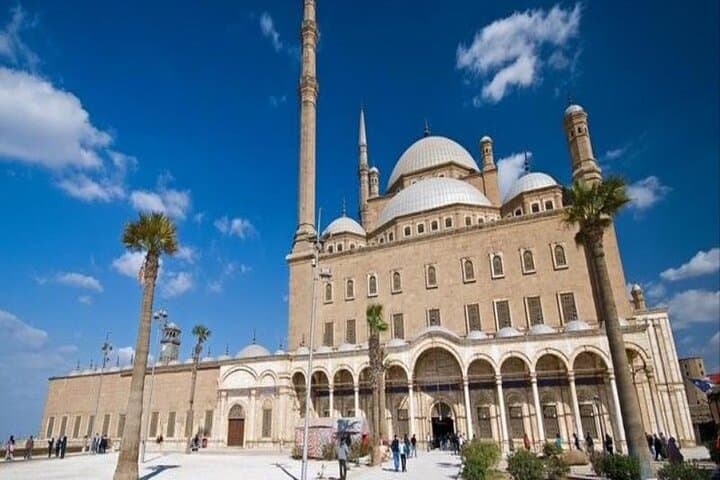 Giza Pyramids, Sphinx and Cairo's Islamic & Coptic Quarters: Private 7‑Hour Tour photo 4