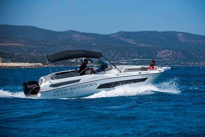 Paphos Luxury Speedboat to Blue Lagoon, Akamas & Manolis Caves photo 3