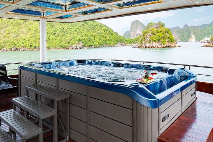 Halong Bay Day Cruise with Jacuzzi, Kayaking & Surprise Cave from Hanoi photo 2