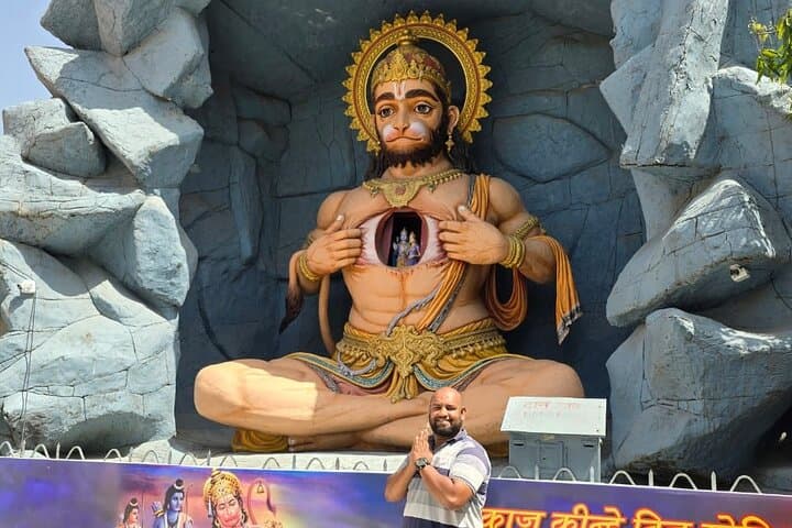 Rishikesh Guided Tour: Ganges Aarti, Ashrams & Foothill Adventures photo 3