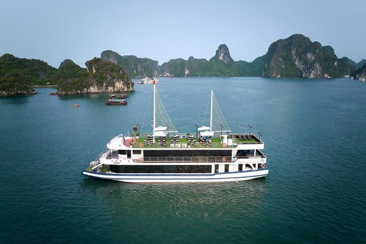 Halong Bay Day Cruise: Arcady Luxury Buffet, Kayaks & Sunset Party photo 2