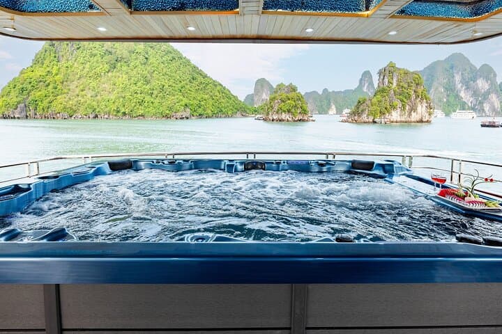 Halong Bay Day Cruise with Jacuzzi, Kayaking & Surprise Cave from Hanoi photo 3
