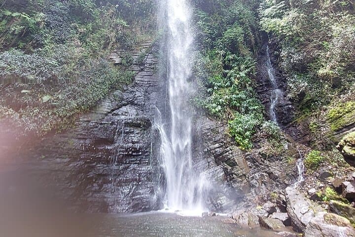 Blue Mountain Waterfall Hiking Tour — Waterfalls, Coffee Trails & Panoramic Views photo 2