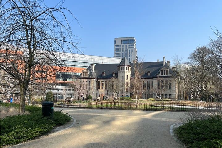 Interactive Brussels EU Quarter Scavenger Hunt — Self-Guided Walking Tour photo 3