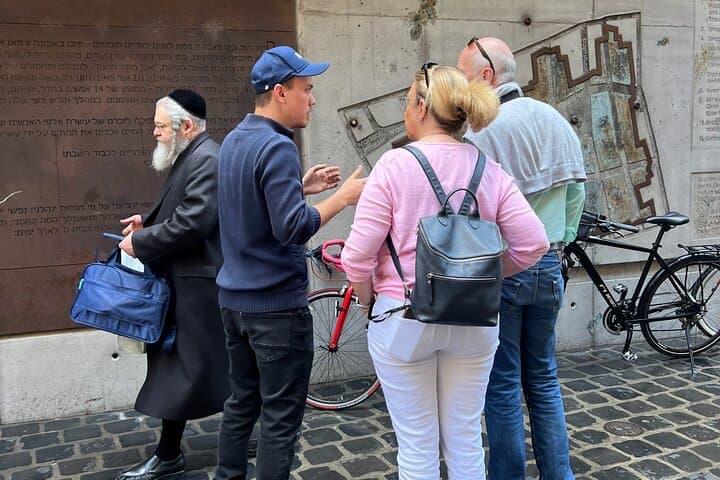 Private Guided Budapest Jewish Heritage Walking Tour — Dohány Synagogue & Ghetto Sites photo 5
