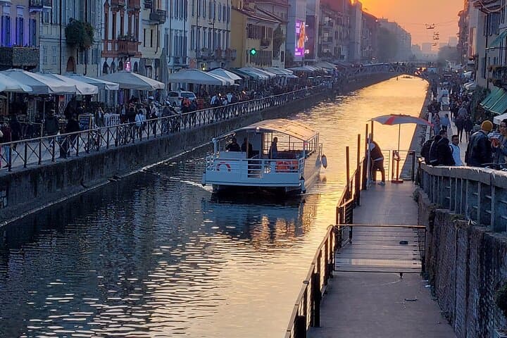 Brunch Cruise on Milan's Navigli: Historic Canal Boat Tour & Pier Brunch photo 2