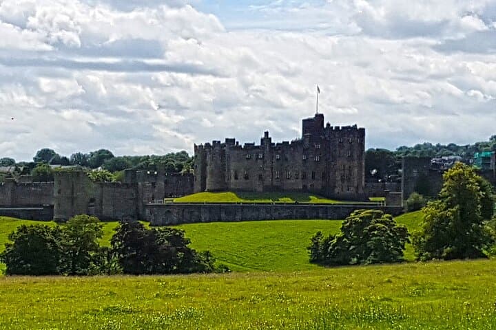 Bamburgh, Alnwick & Lindisfarne: Northumberland Winter Day Tour from Edinburgh photo 6