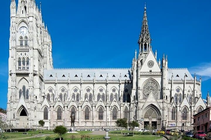 Essential Quito Walking Tour: Plaza Grande, La Ronda & Historic Center photo 4