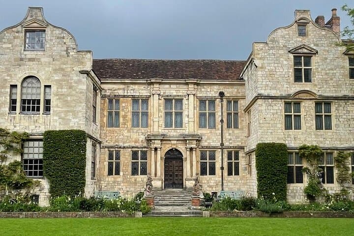 York History and Hauntings: Self-Guided Walking Tour with App photo 3