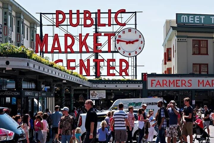 Seattle Day Trip from Vancouver: Pike Place, The Spheres & Space Needle Highlights photo 5