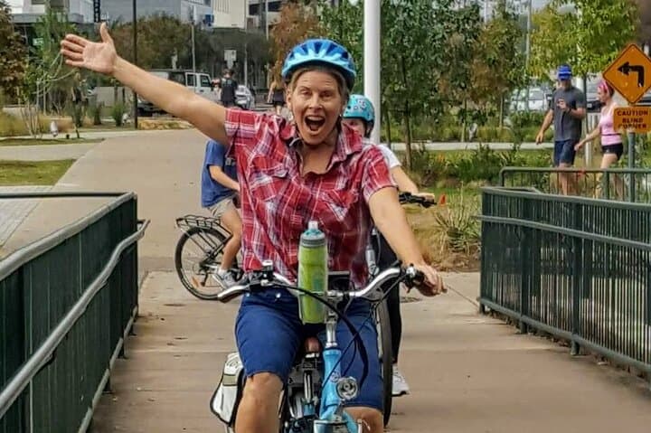 Austin 3-Hour Splash Pad E-Bike Tour — Ride Murals, Parks & Cool-Off Stops photo 6