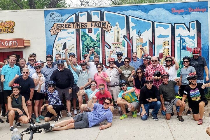 Austin 3-Hour Splash Pad E-Bike Tour — Ride Murals, Parks & Cool-Off Stops photo 3