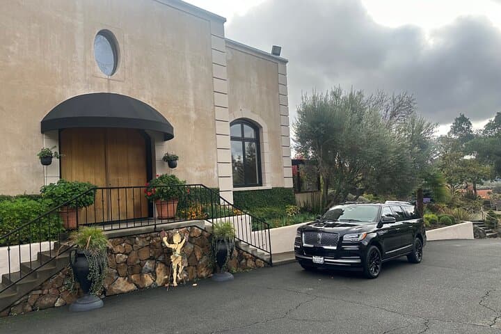 Private 6-Hour Wine Tour in Napa or Sonoma Valley — Tasting Itinerary & Practical Tips photo 5