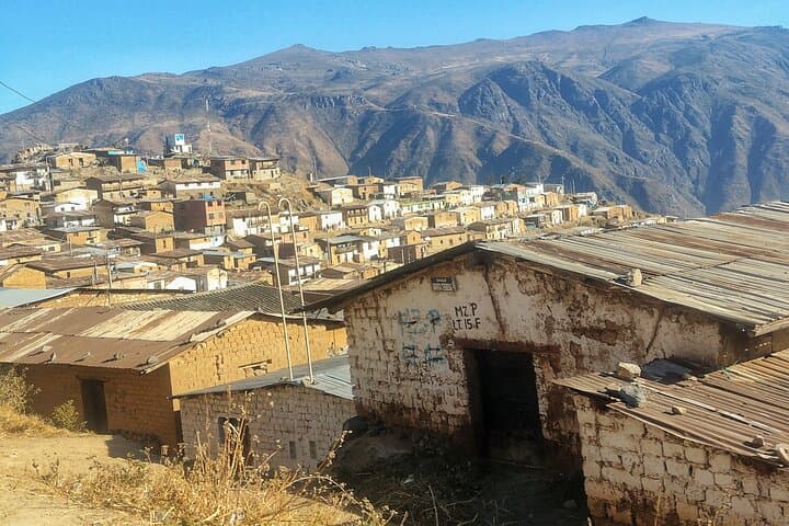 Marcahuasi Hiking Trail — Full-Day Plateau Trek from Lima