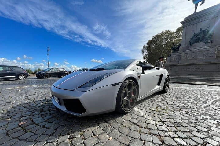 Rome Lamborghini Driving Experience: Supercar Tour from the Vatican to Janiculum photo 2