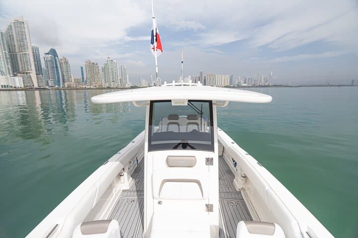 Las Perlas by Private Boat: A Full-Day Escape to Contadora’s Clear Water and Quiet Coves photo 3