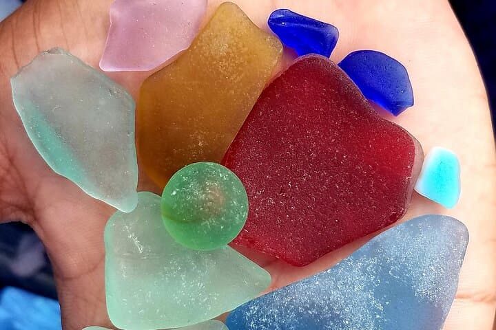 Bonaire Sea Glass Beachcombing: Private Shoreline Tour & Snorkel photo 5