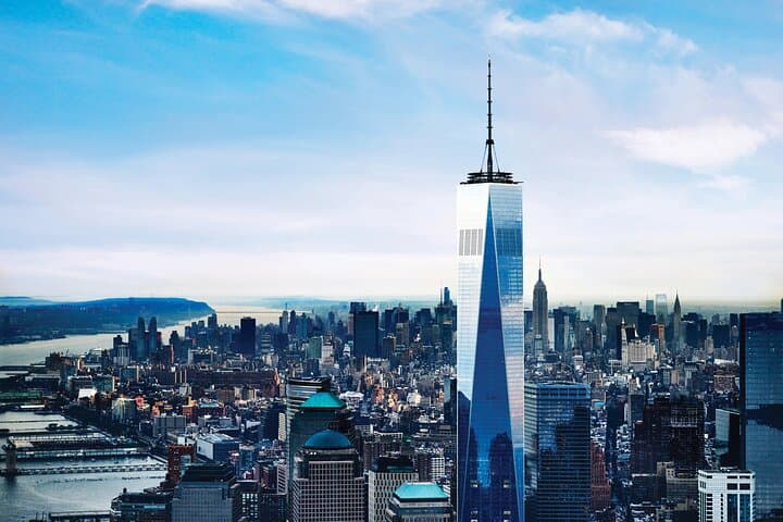 Lower Manhattan Walking Tour and One World Observatory Visit — 5-Hour Guided Experience photo 2