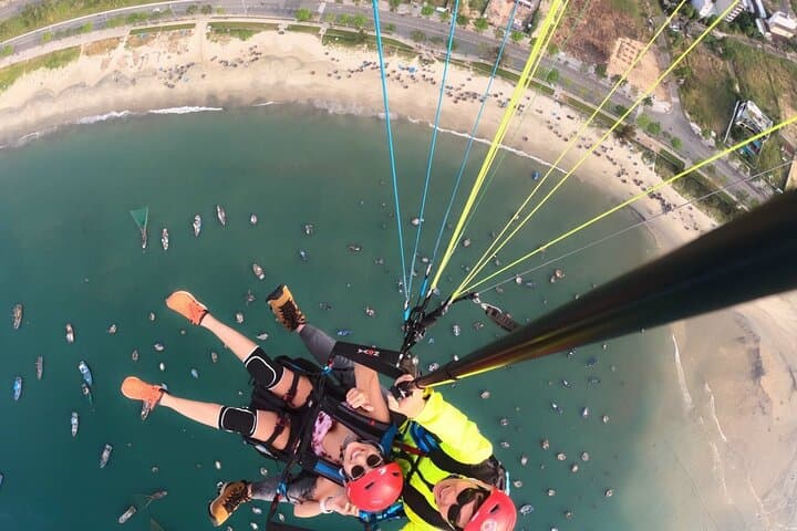 Da Nang Paragliding on Monkey Mountain: Tandem Flights Over Son Tra photo 6